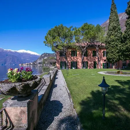 Villa Fiumelatte Sleeps 10 *
